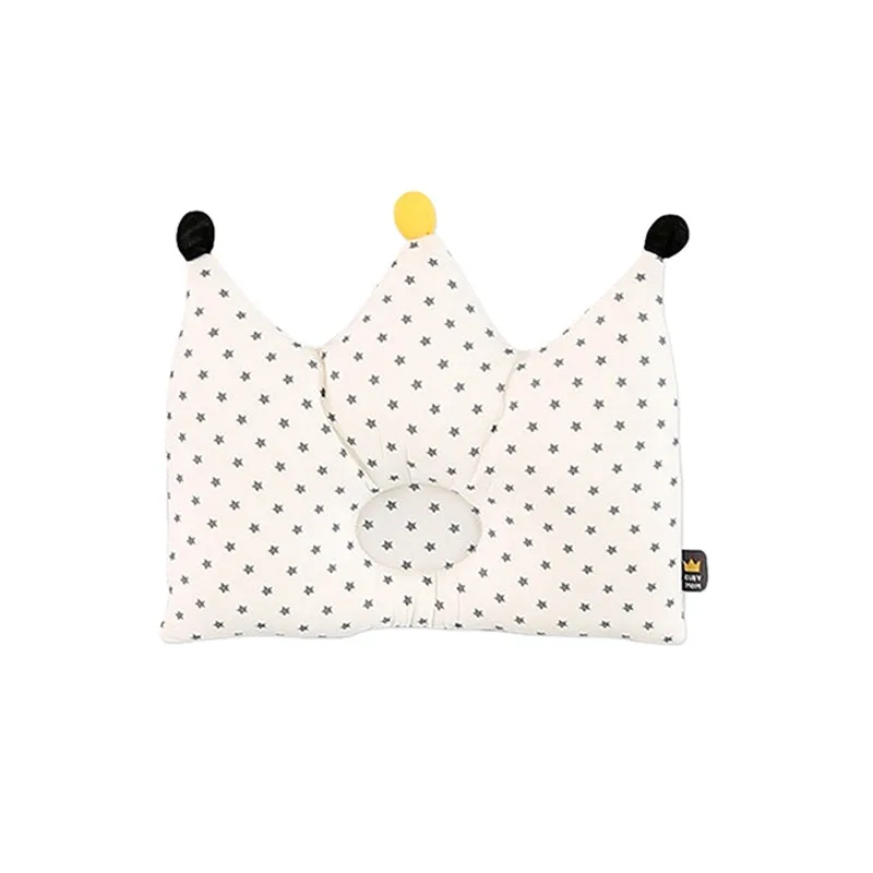 Cuby & Mom Bamboo Crown Cuckoo pillow