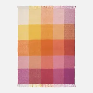 Finarte Luxurious Apricot Throw Blanket - Cozy Soft Decorative Accent for Home